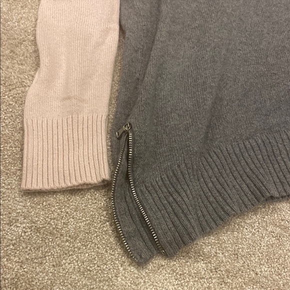 Loft Colorblock Sweater - Picture 5 of 5